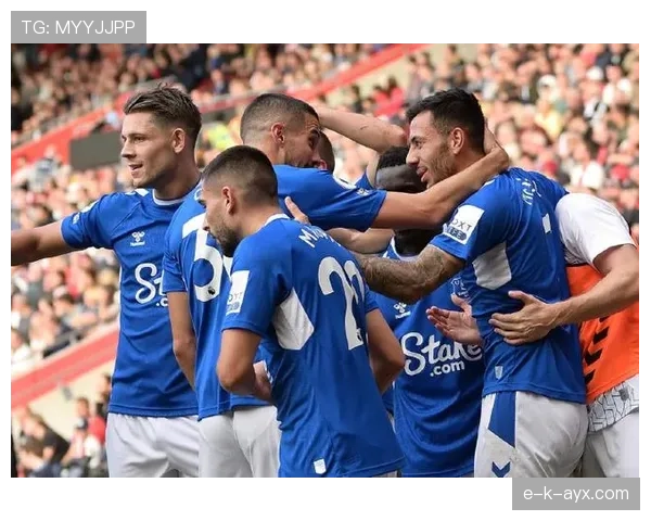 利兹联阵容深度解析：新援加盟显著提升球队竞争力