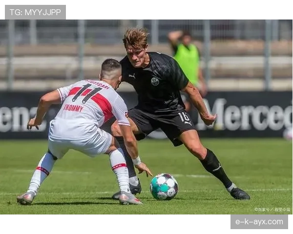 智利队定位球战术精准，国际赛场表现稳健