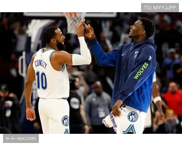 康利无球跑动创造机会 提升球队进攻流畅性明显